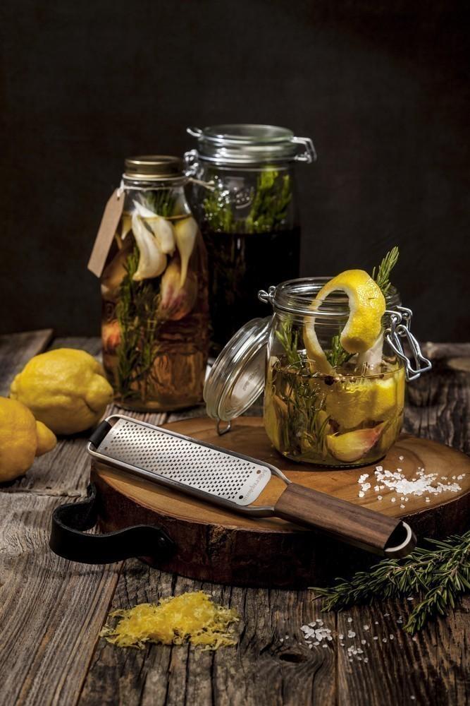 Master jemné struhadlo s dřevěnou rukojetí