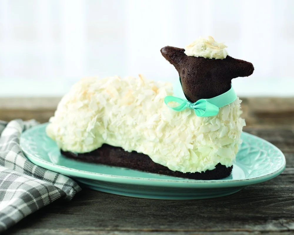 OBR_P_41100_1_NAZ_155034526541100-lamb-cake-pan-02-e