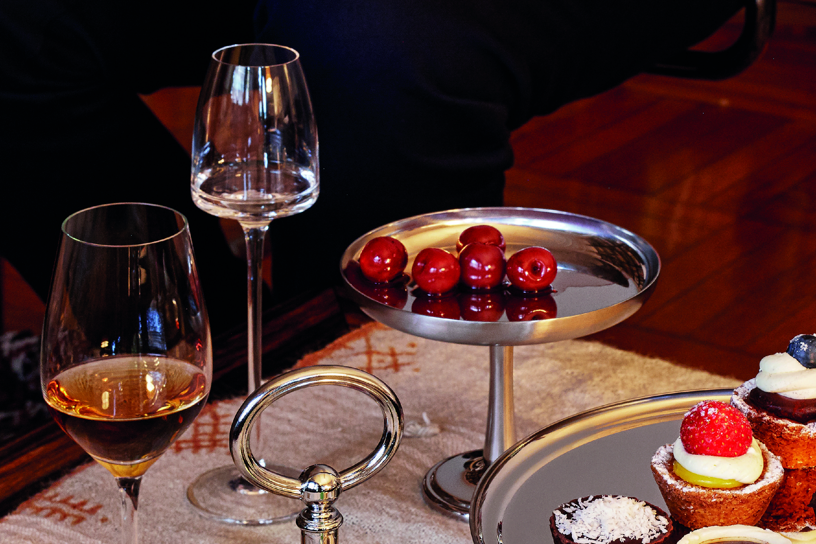 Podnos na dort Elite, Ø 28 cm, nerez