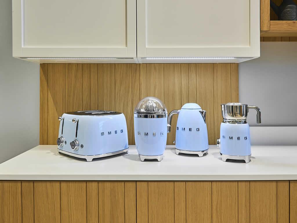 Odšťavňovač / lis na citrusy 50´s Retro Style, červený