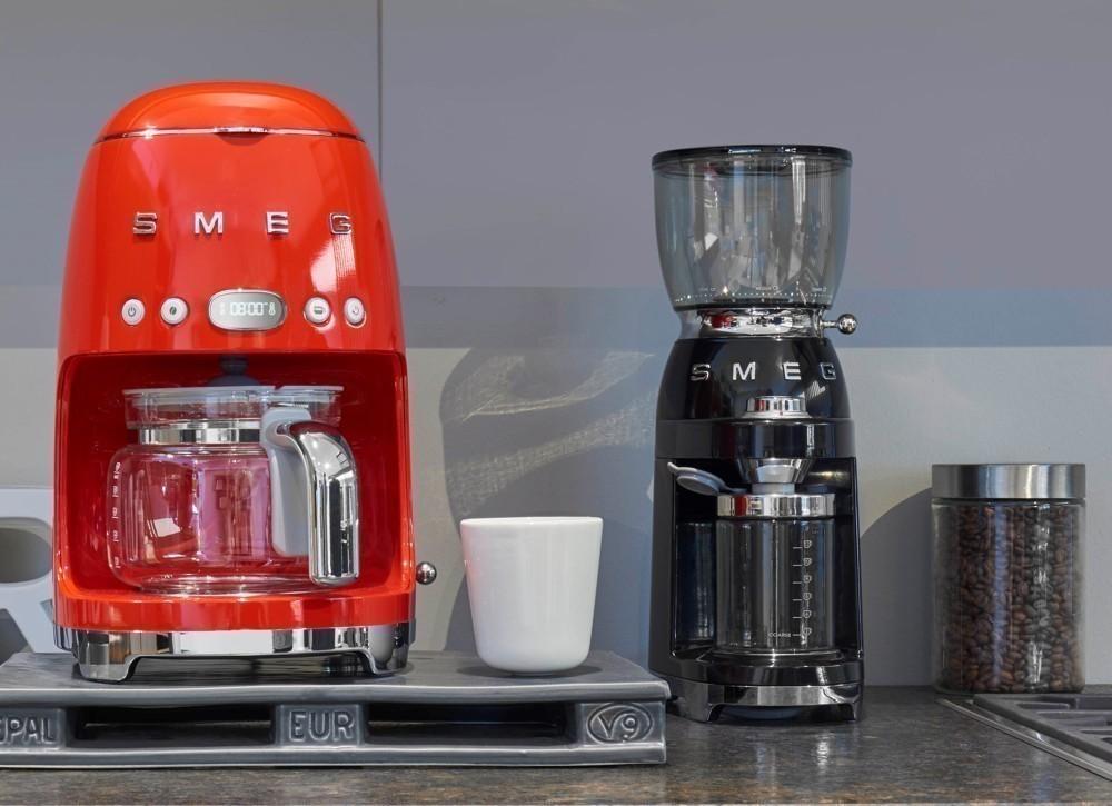 Překapávač na kávu 50´s Retro Style, matná černá