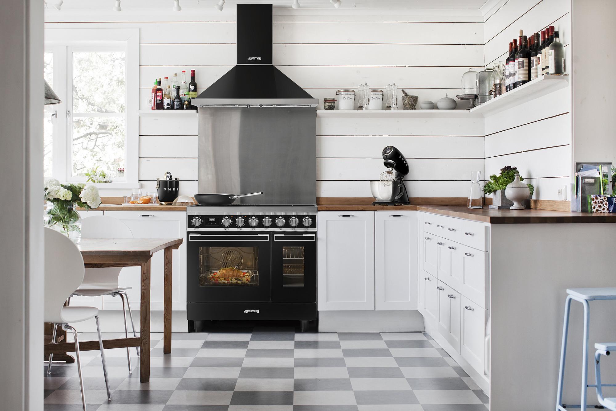 Kuchyňský robot 50's Retro Style, SMF03, červená