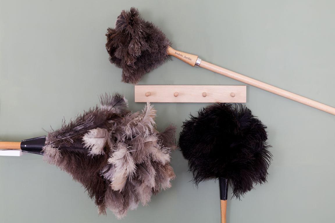 Střední prachovka z pštrosího peří, 70 cm