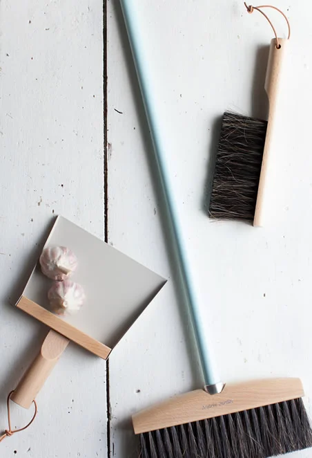 lopatka_smetacek_30cm_image