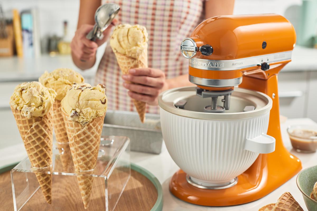 Zmrzlinovač 5KSMICM