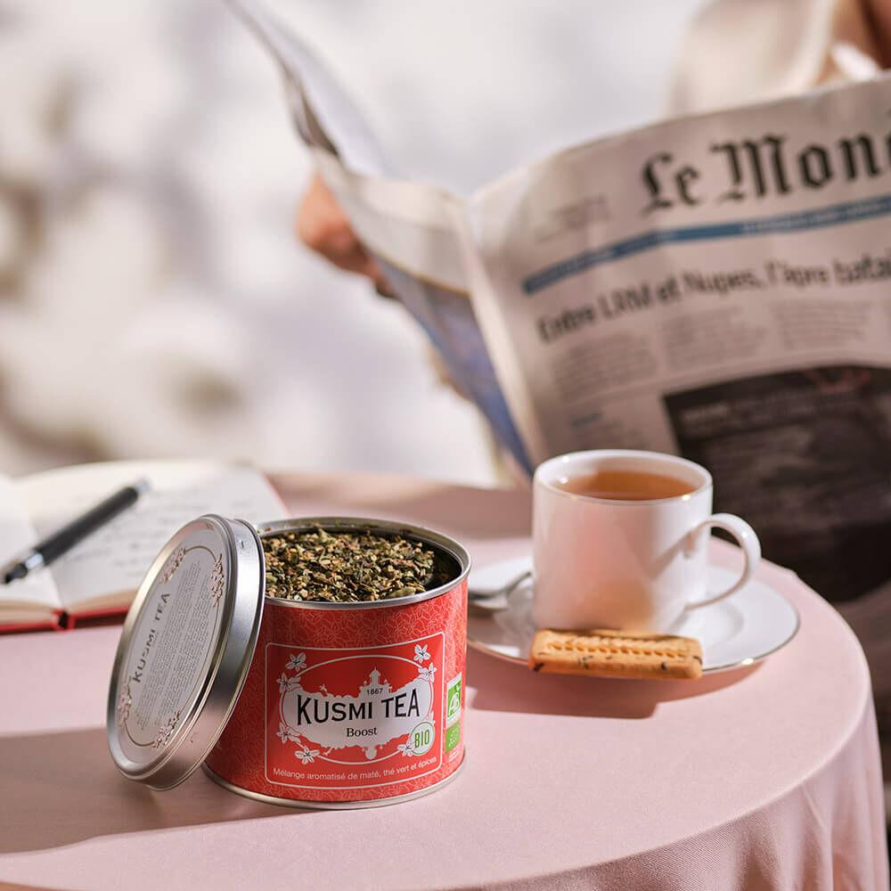 Sypaný bylinný čaj Boost Bio, kovová dóza 100 g