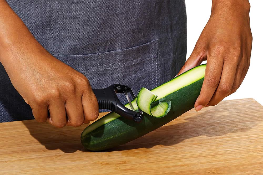 Příčná škrabka na zeleninu Good Grips