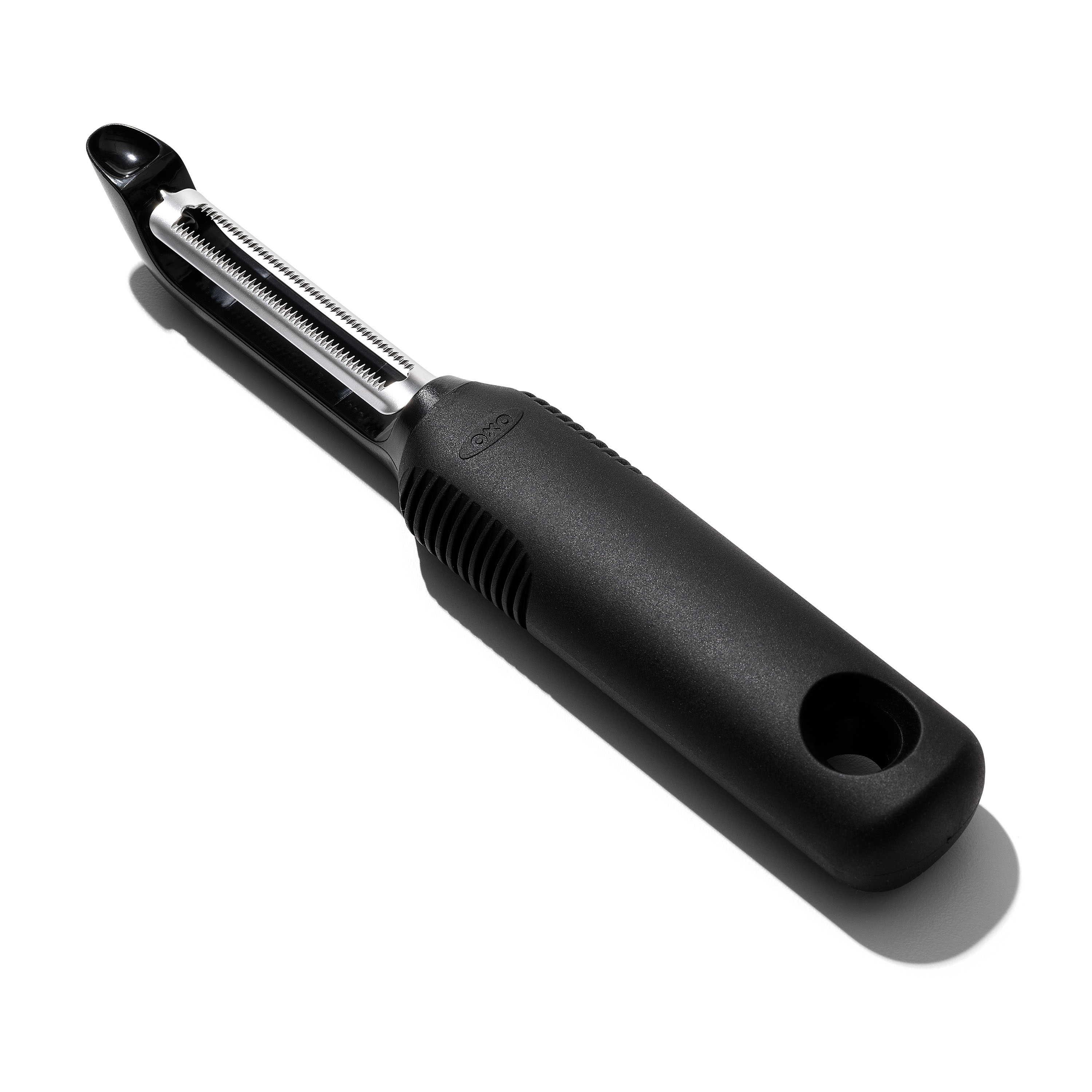 Vroubkovaná škrabka na zeleninu Good Grips