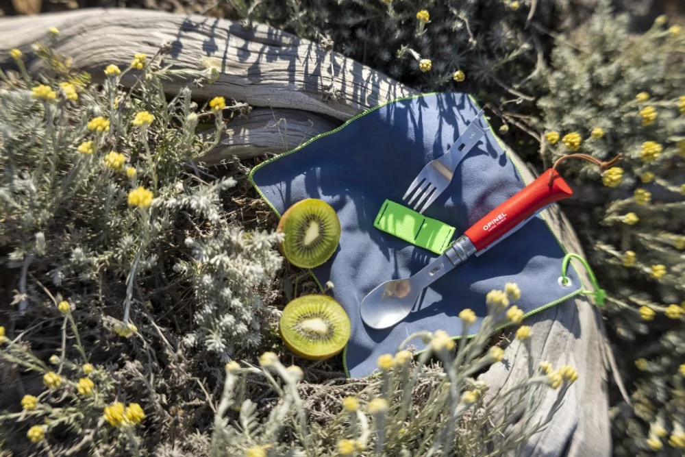 Opinel_picnic_plus_set2