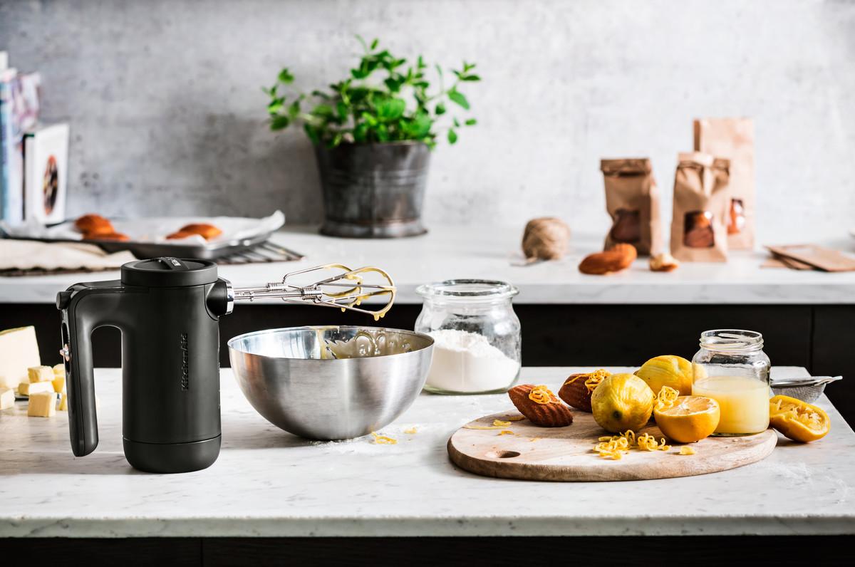 Ruční šlehač bezdrátový 5KHMB732