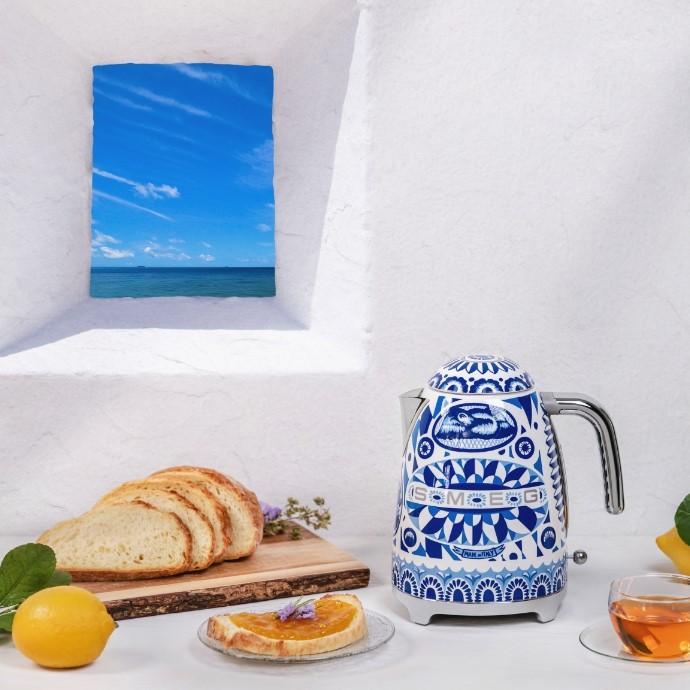 Dolce&Gabbana Rychlovarná konvice Blu Mediterraneo, 1,7 l 