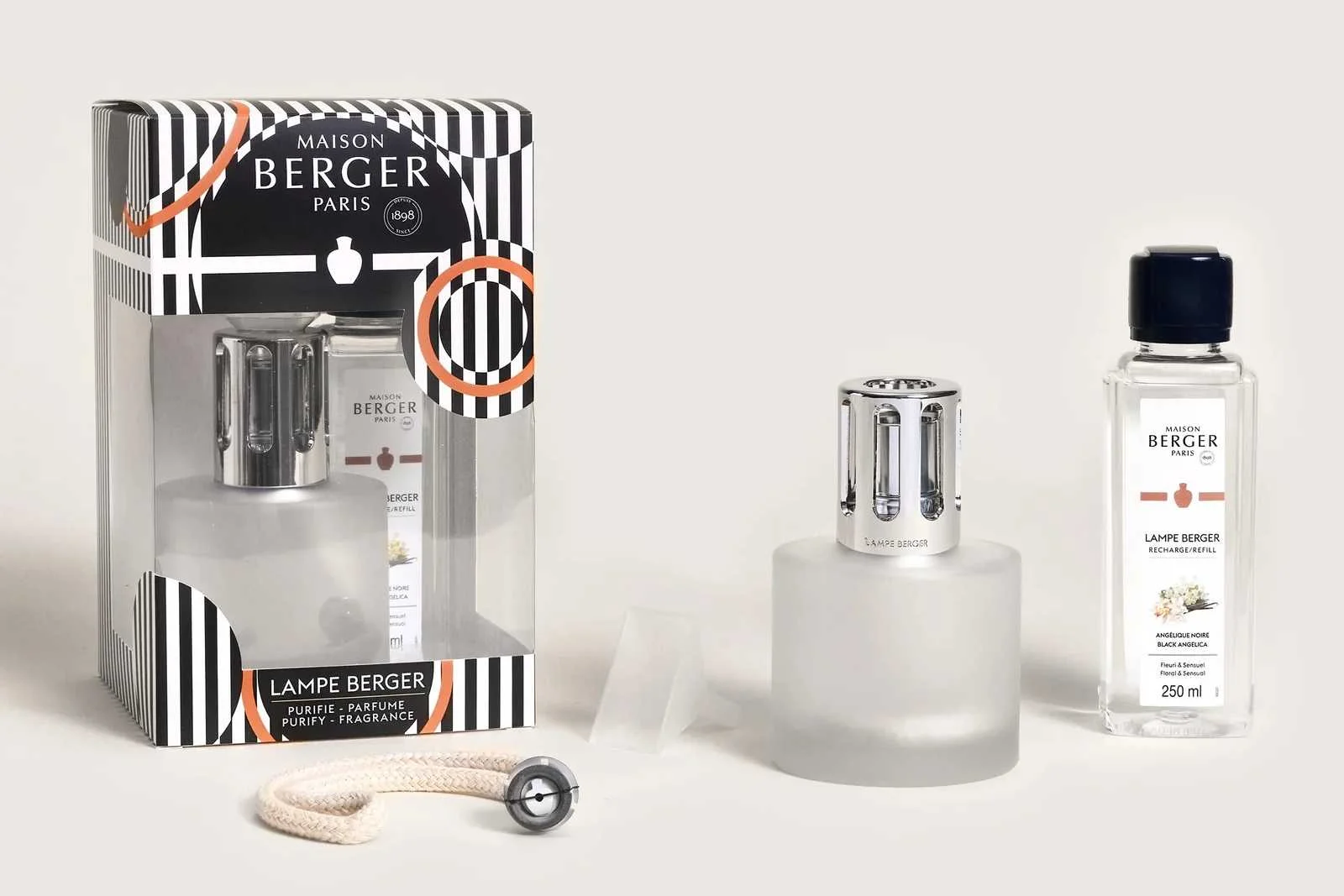 004818_lampa_bila_illusion_dotextu