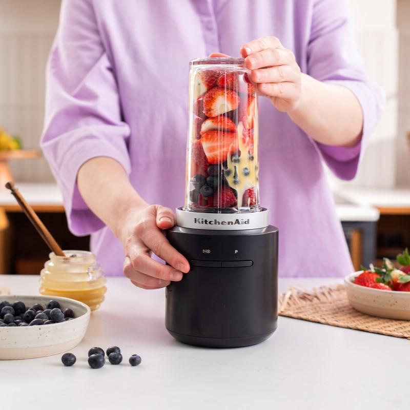 Bezdrátový osobní blender GO s baterií, 5KSBR256BM, černá mat