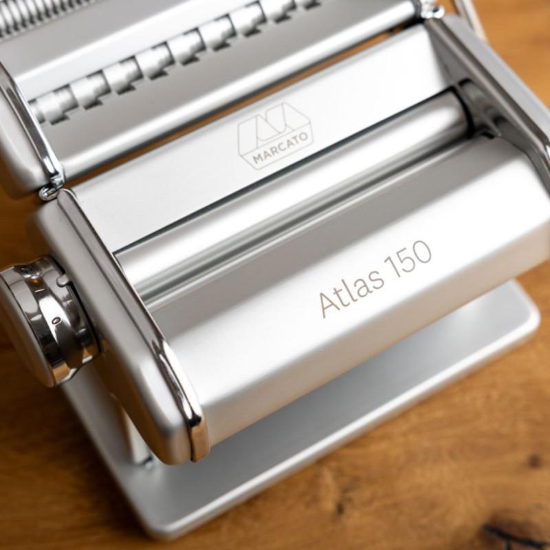 Strojek na těstoviny Atlas 150, matná stříbrná