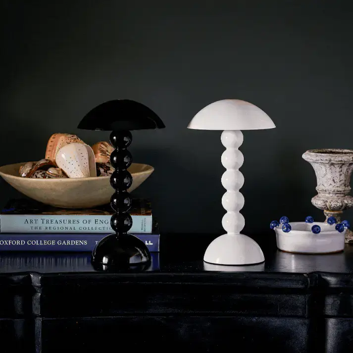 Bezdrátová dobíjecí LED lampa Bobbine, 30 cm, černá