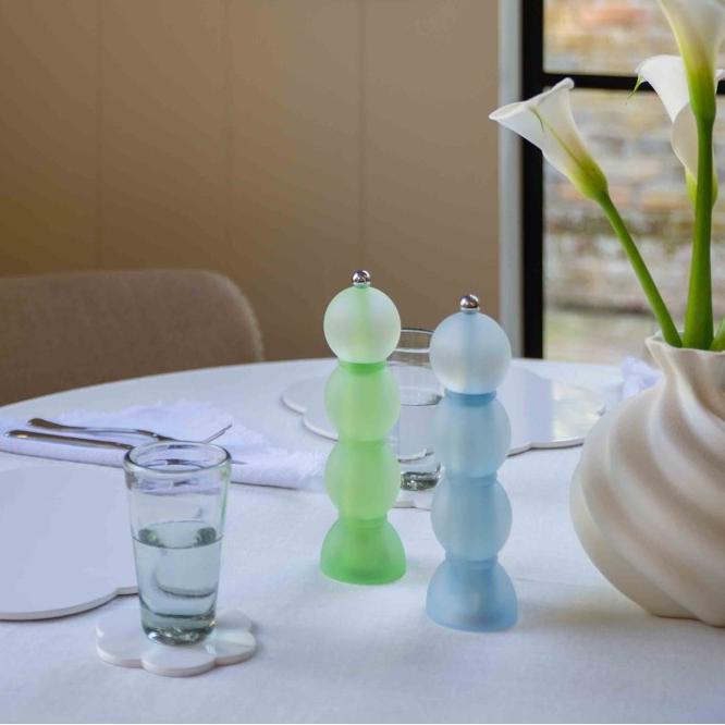 Akrylový mlýnek na sůl nebo pepř Bobbin Frosty, 24 cm, modrá