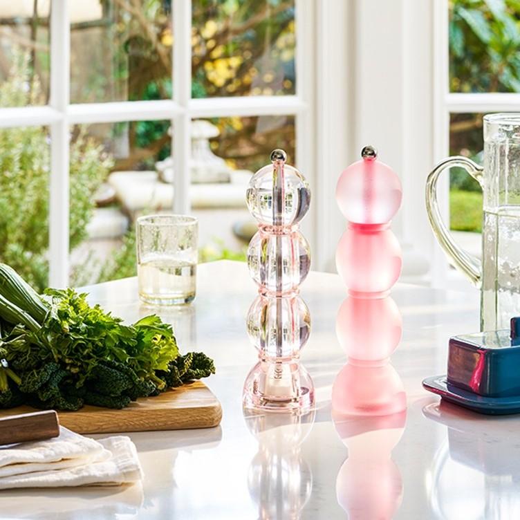 Akrylový mlýnek na sůl nebo pepř Bobbin Frosty, 24 cm, růžová