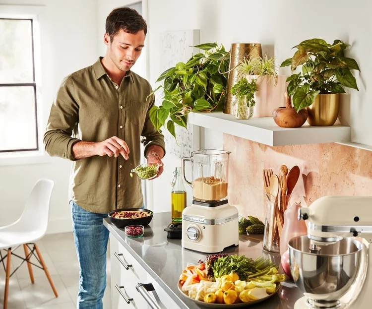 KitchenAid Artisan K400 – špičkový stolní mixér se skleněnou nádobou o objemu 1,4 l 