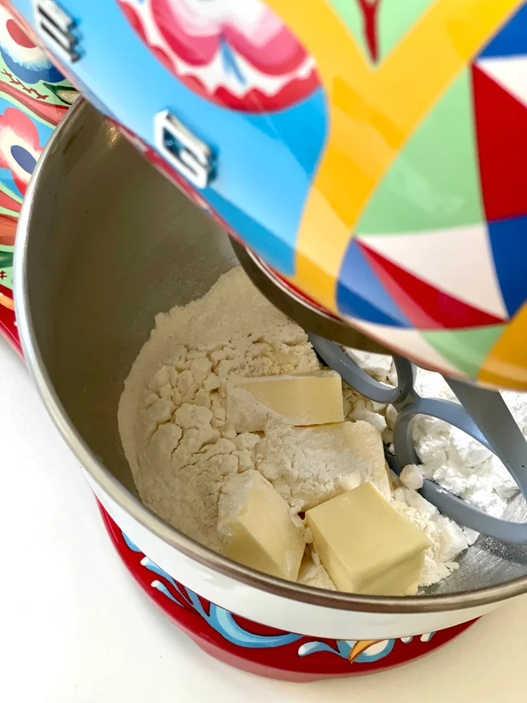 Kuchyňský robot Smeg Dolce & Gabbana, edice Sicily is my love by Dolc& Gabbana