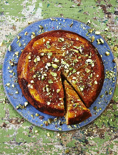 Obrácený koláč z manga a limetky podle Jamieho Olivera