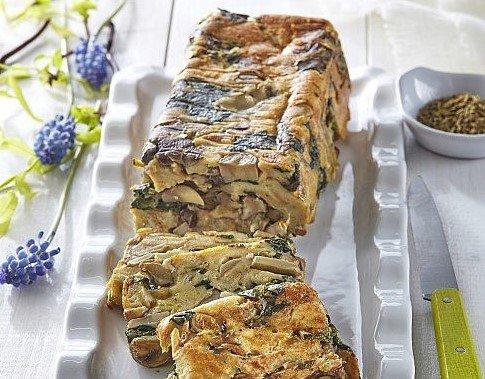 Tradiční velikonoční nádivka s čerstvými bylinkami