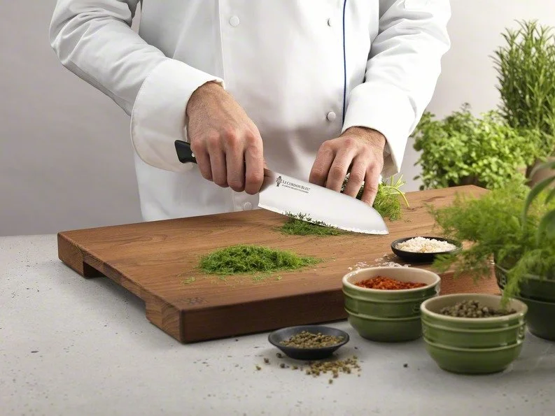 Kucharské noiže Zwilling, osvedcená kvalita, která by v žádné kuchyni nemela chybet.