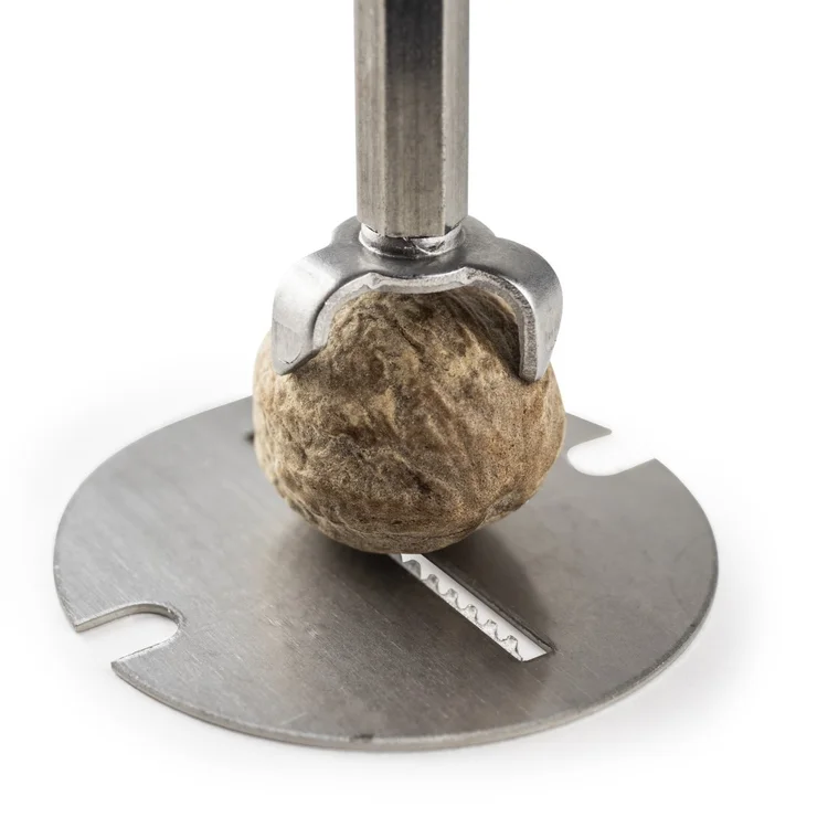 mlýnek na muškátový oříšek