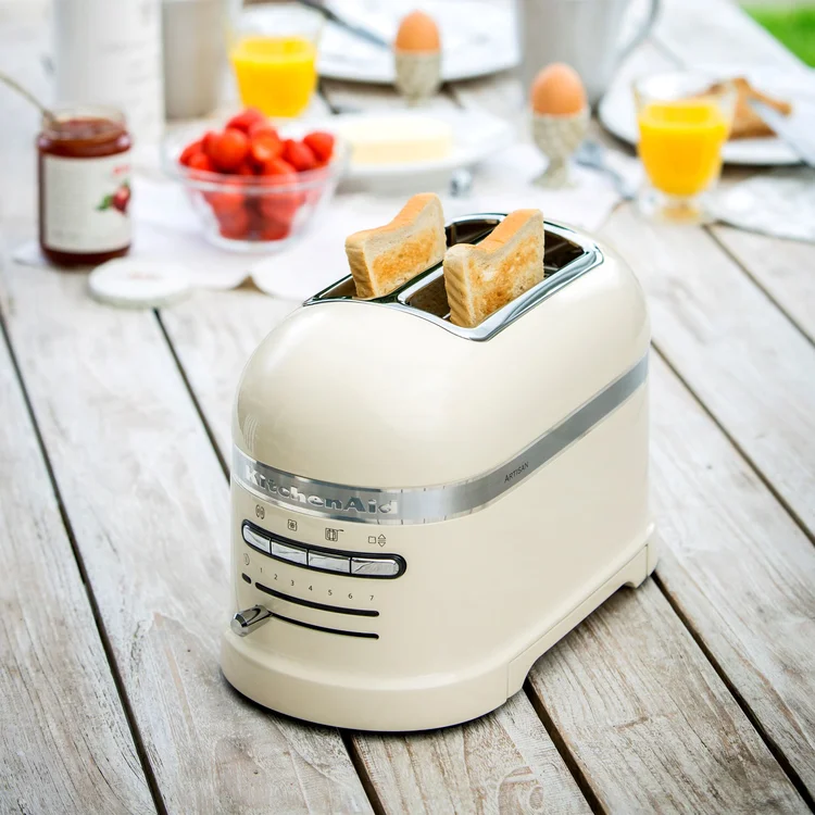 KitchenAid, topinkovač Artisan KMT2204, smetanová