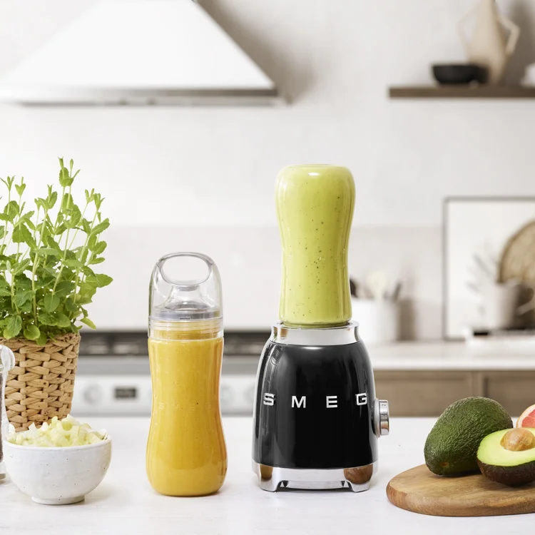 smeg smoothie mixér