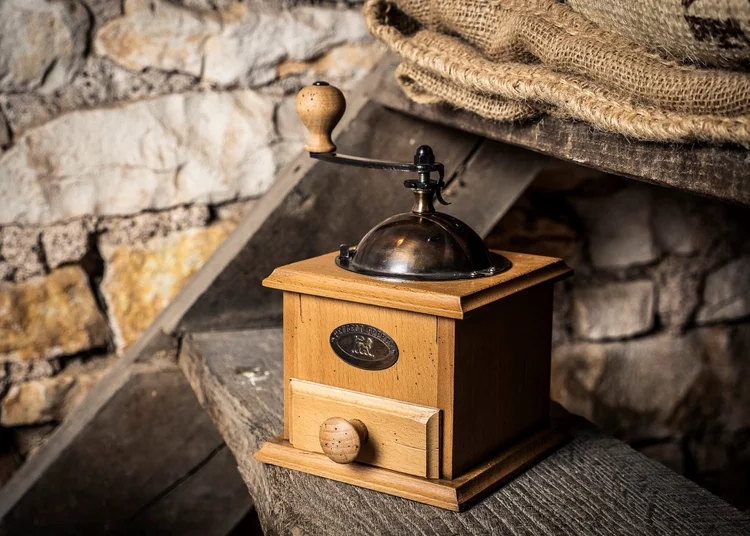  Ruční, nebo elektrický mlýnek na kávu? Poradíme vám, který vybrat