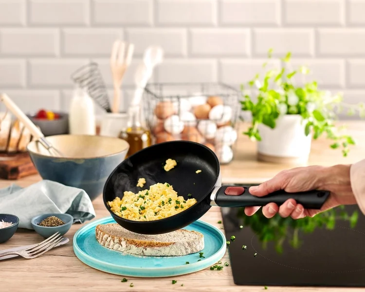 Woll, kulatá pánev, 24 cm