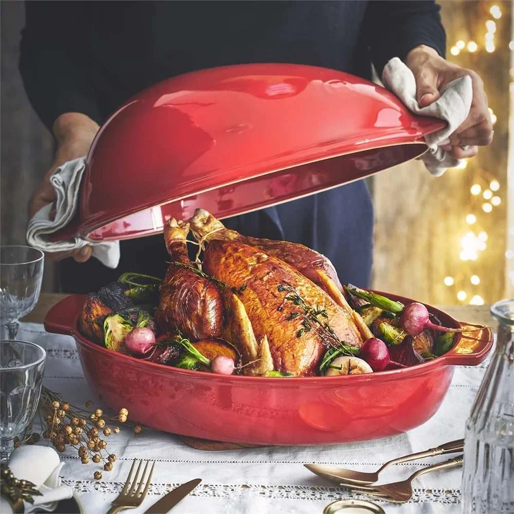 Oválný pekáč na kuře Emile Henry granátová