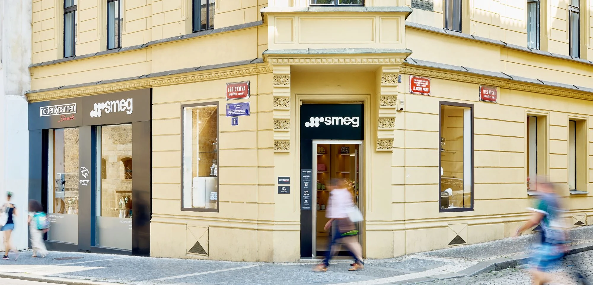 Vodičkova SMEG Showroom 1