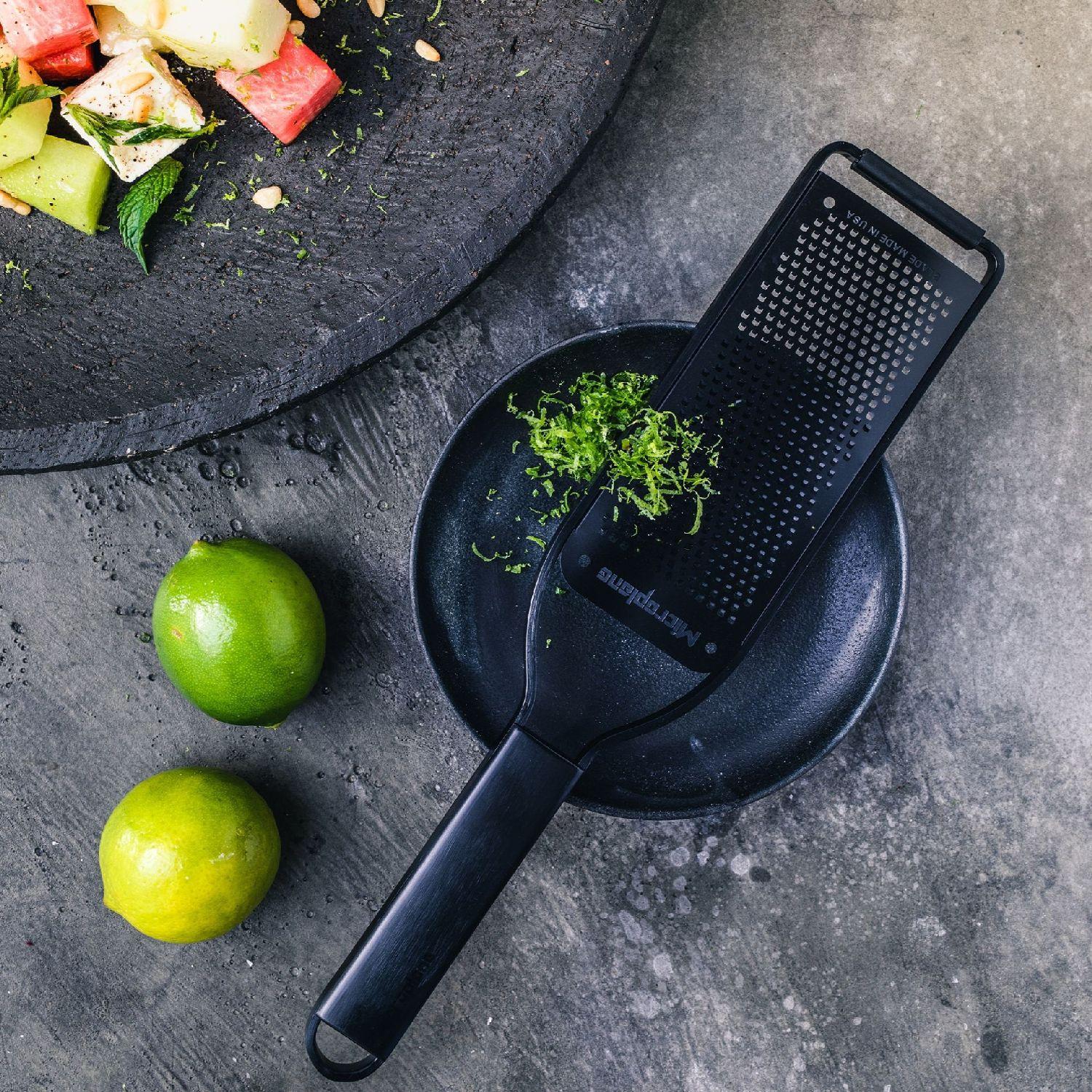 Jemné strúhadlo Black Sheep, čierna