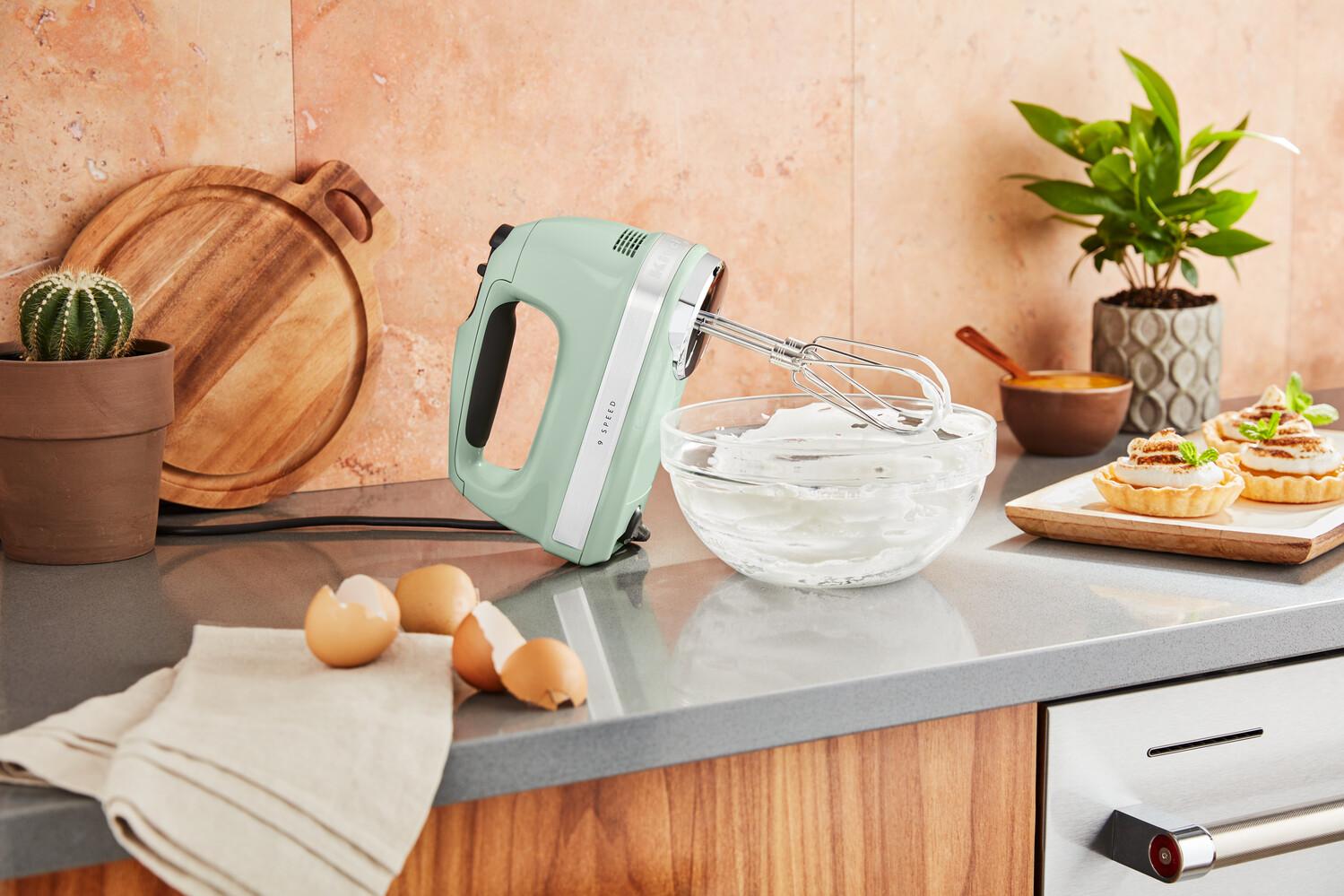 Ručný elektrický šľahač 5KHM9212EER, kráľovská červená