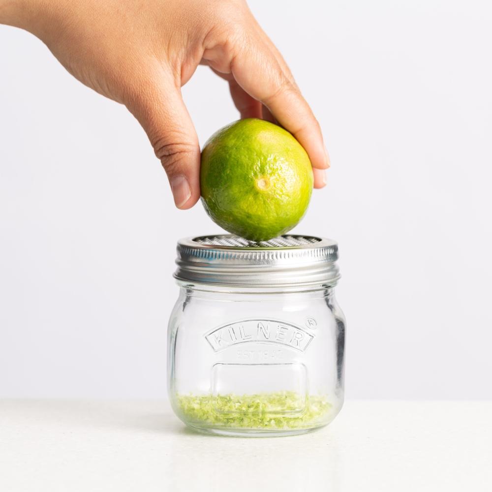 Strúhadlo na citrusy, zázvor a syr so skleneným zásobníkom, 0.25l