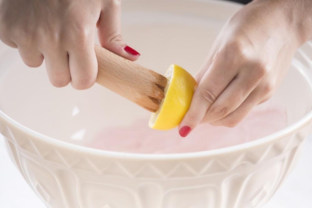 Innovative kitchen metla