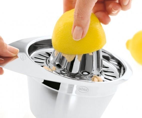Odšťavňovač citrusů 16 cm nerez