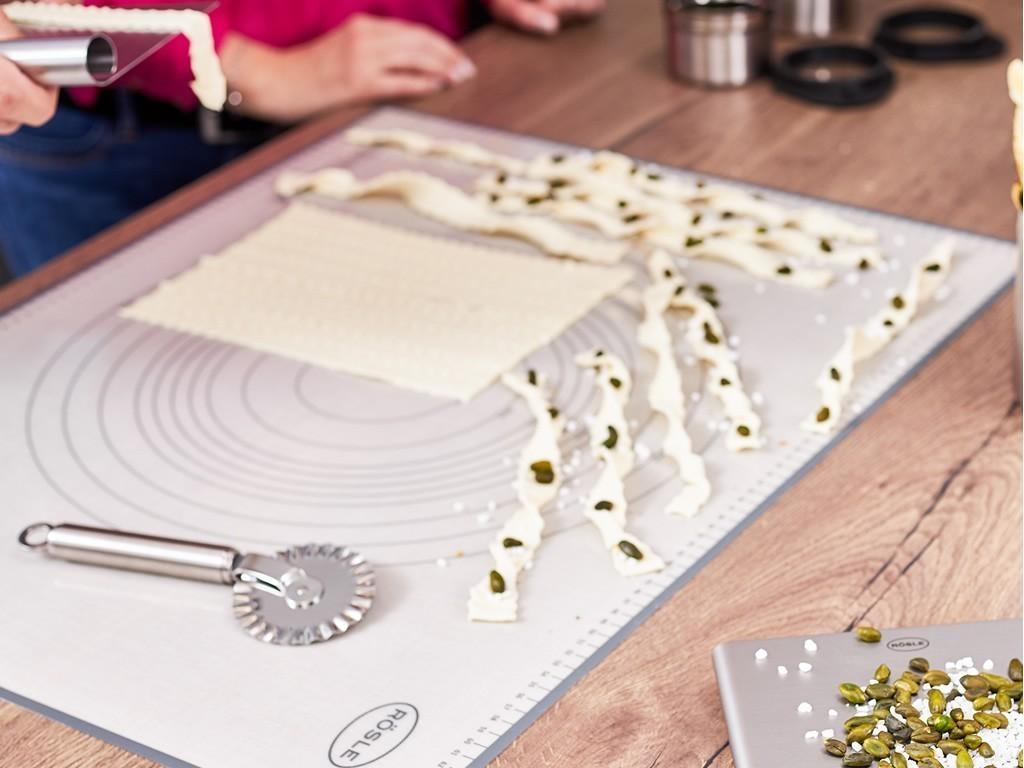 Silikónová pracovná podložka aj na pečenie, 68 x 53 cm