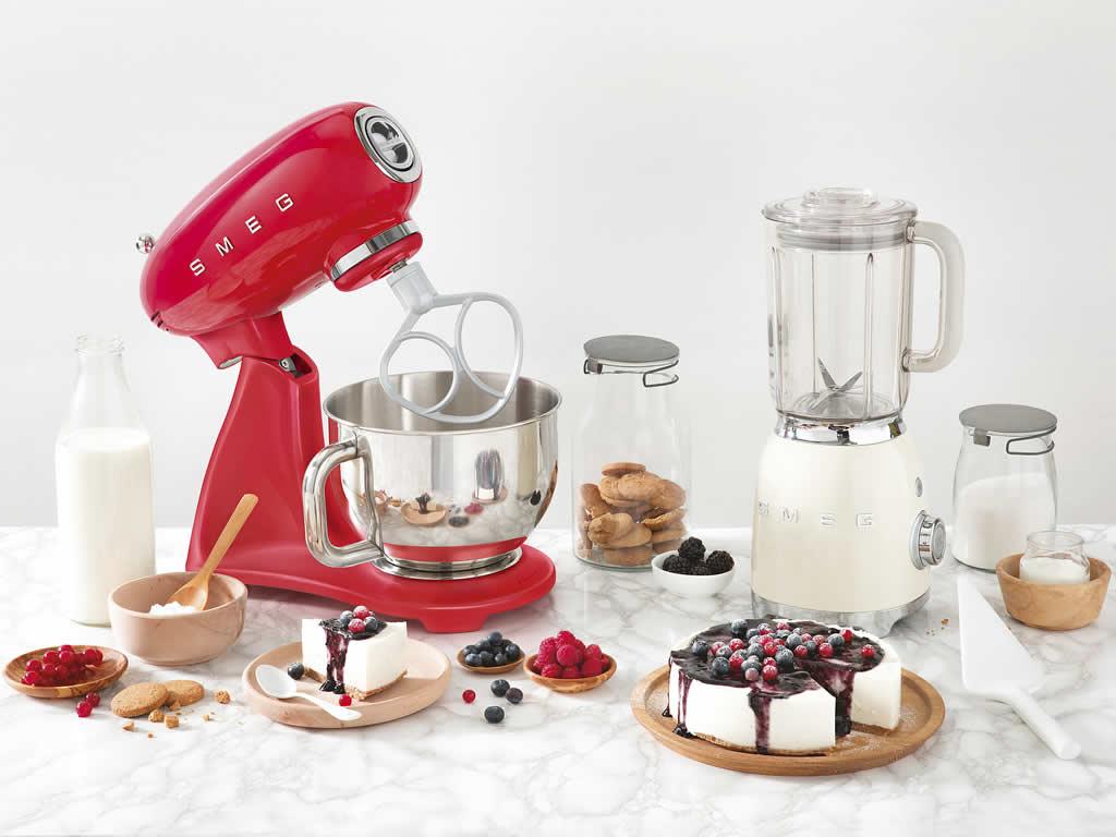 Kuchynský robot 50's Retro Style, SMF03, čierna