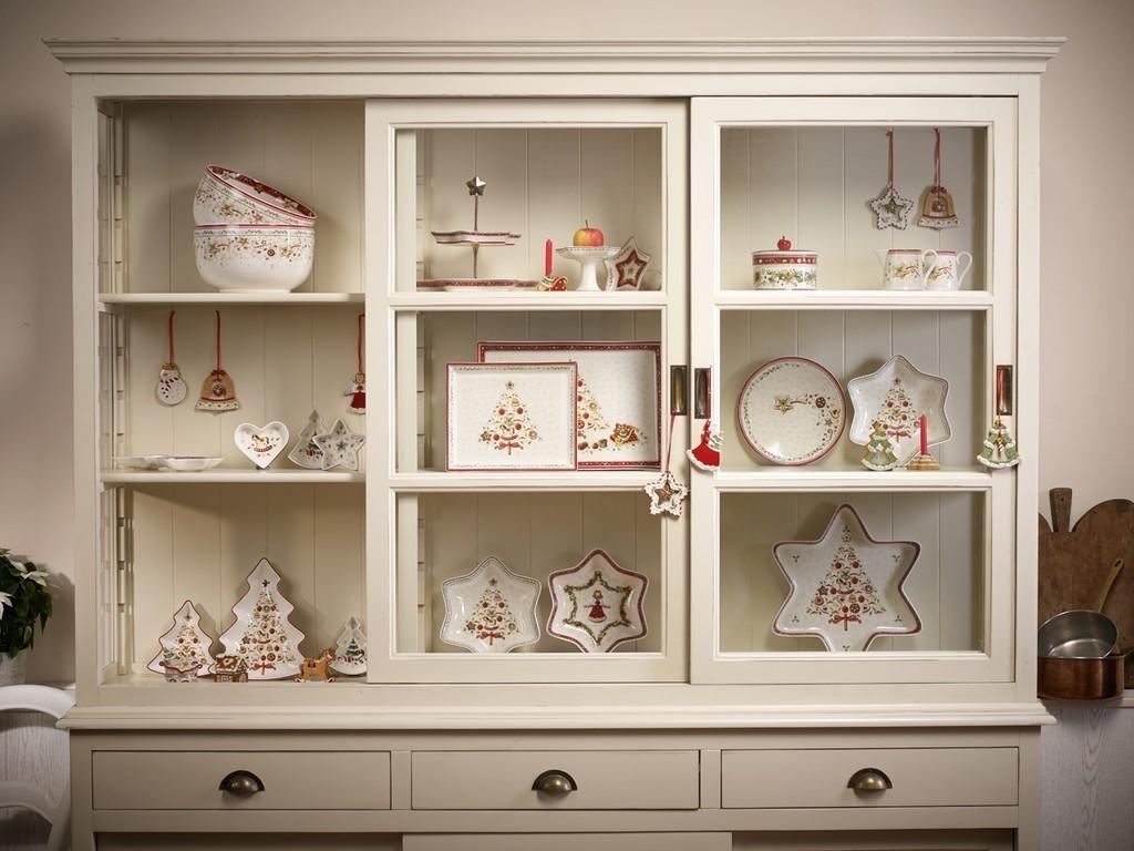 Winter Bakery Delight etažér cezmína, 34 cm