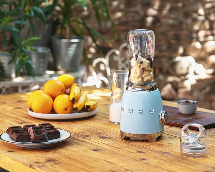 Smeg, smoothie mixér 50´s Retro Style