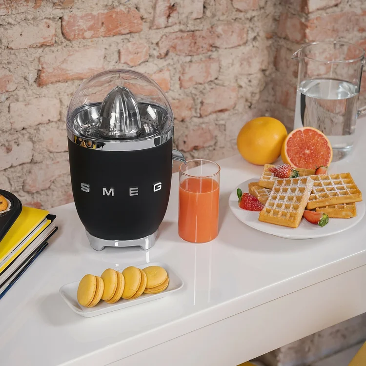 Smeg, list na citrusy 50 ´s retro style