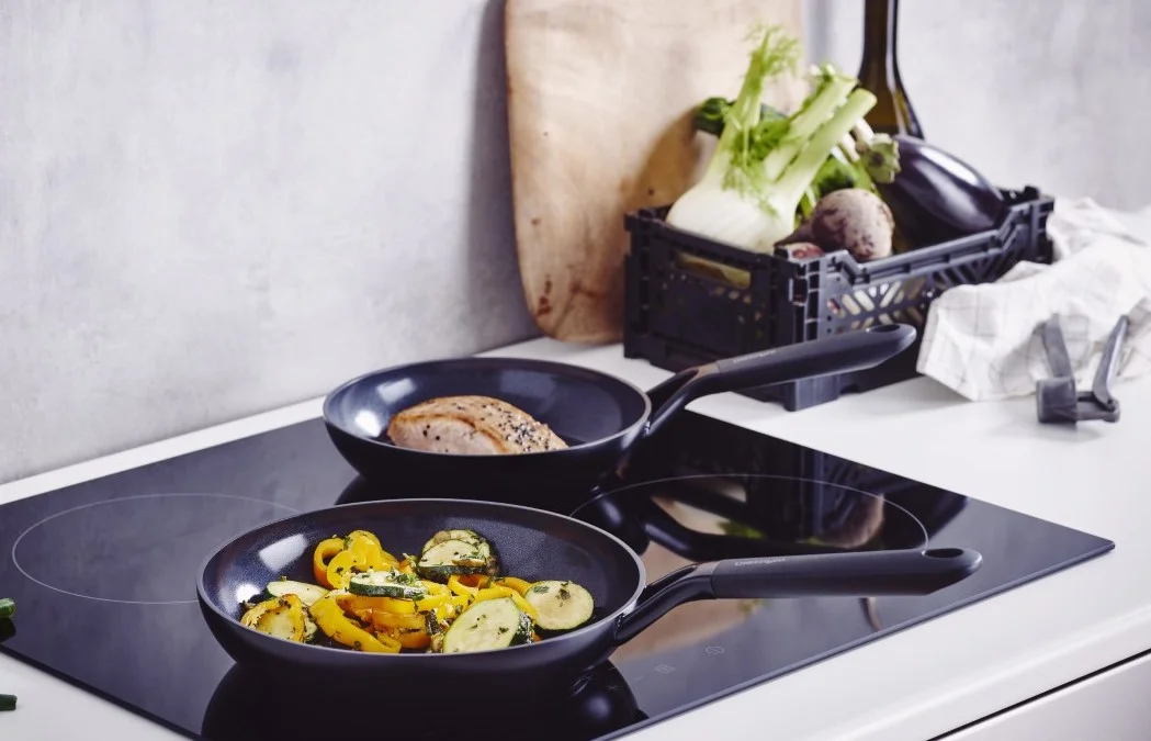 Univerzální pánve GreenPan Smart Shape s keramickým nepřilnavým povrchem Thermolon™