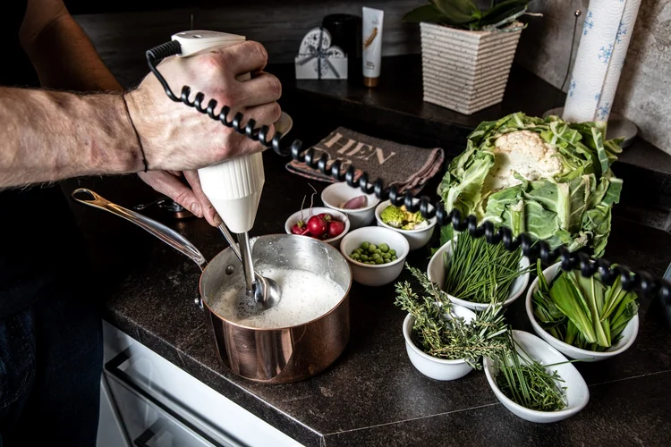 Pečená bravčová panenka so sezónnou zeleninou podľa Lukáša Čížka