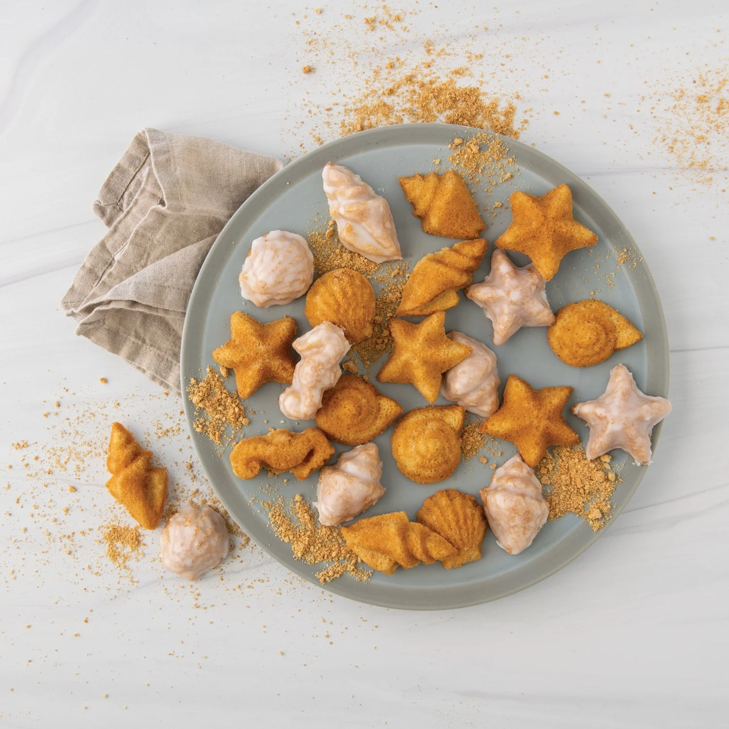 Malé bábovky z formy Nordic ware Morské motívy