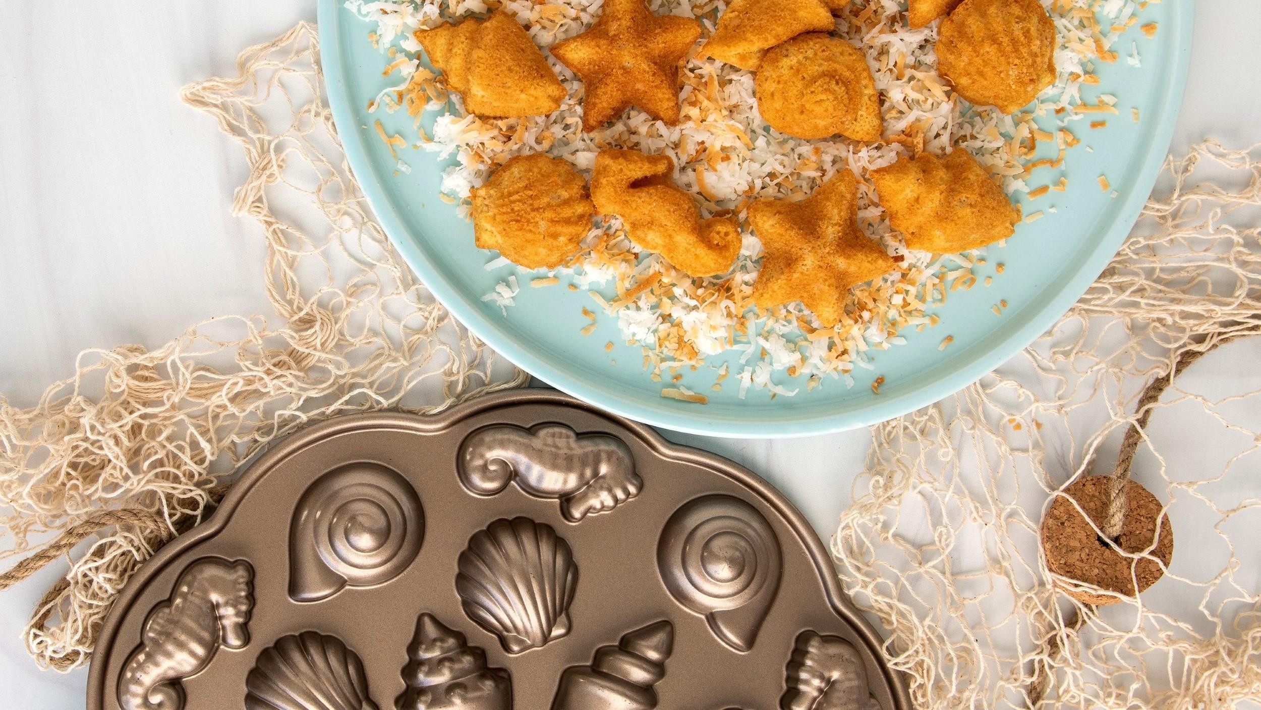 Tropické kokosové tortičky s rumovou polevou